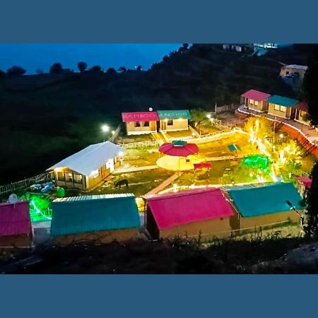 Bamboo Junction Resort - Kanatal, Valley & Mountain View Dhanaulti Exterior photo