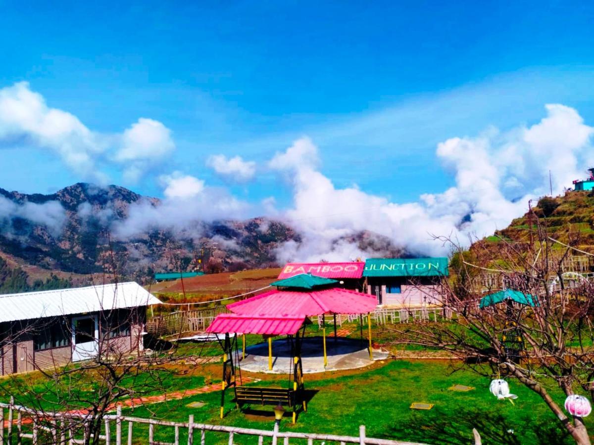 Bamboo Junction Resort - Kanatal, Valley & Mountain View Dhanaulti Exterior photo